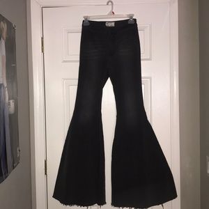 ✨🤠FREE PEOPLE FLARE JEANS